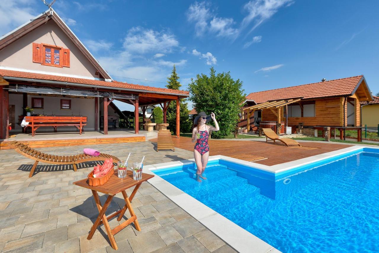 Holiday Home Dika سفيتي مارتن نا موري المظهر الخارجي الصورة