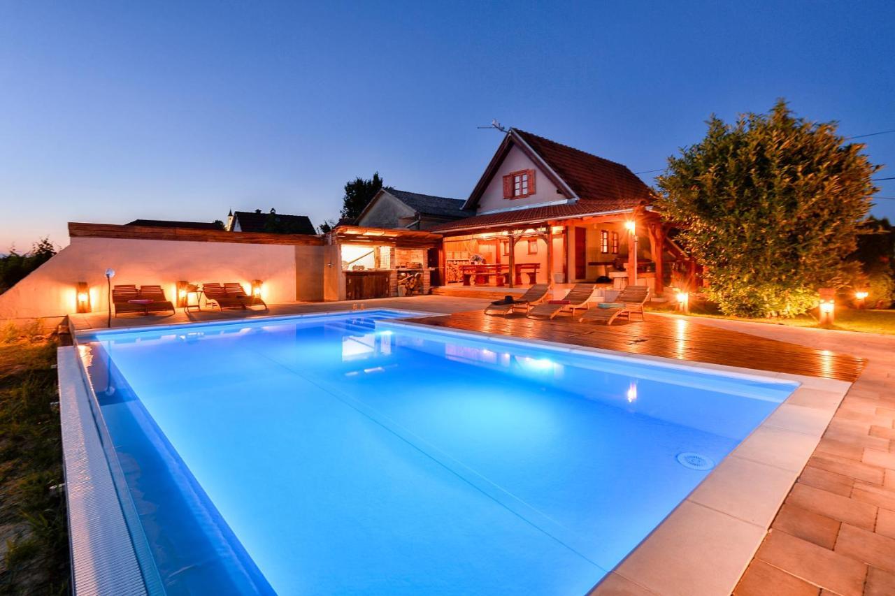 Holiday Home Dika سفيتي مارتن نا موري المظهر الخارجي الصورة