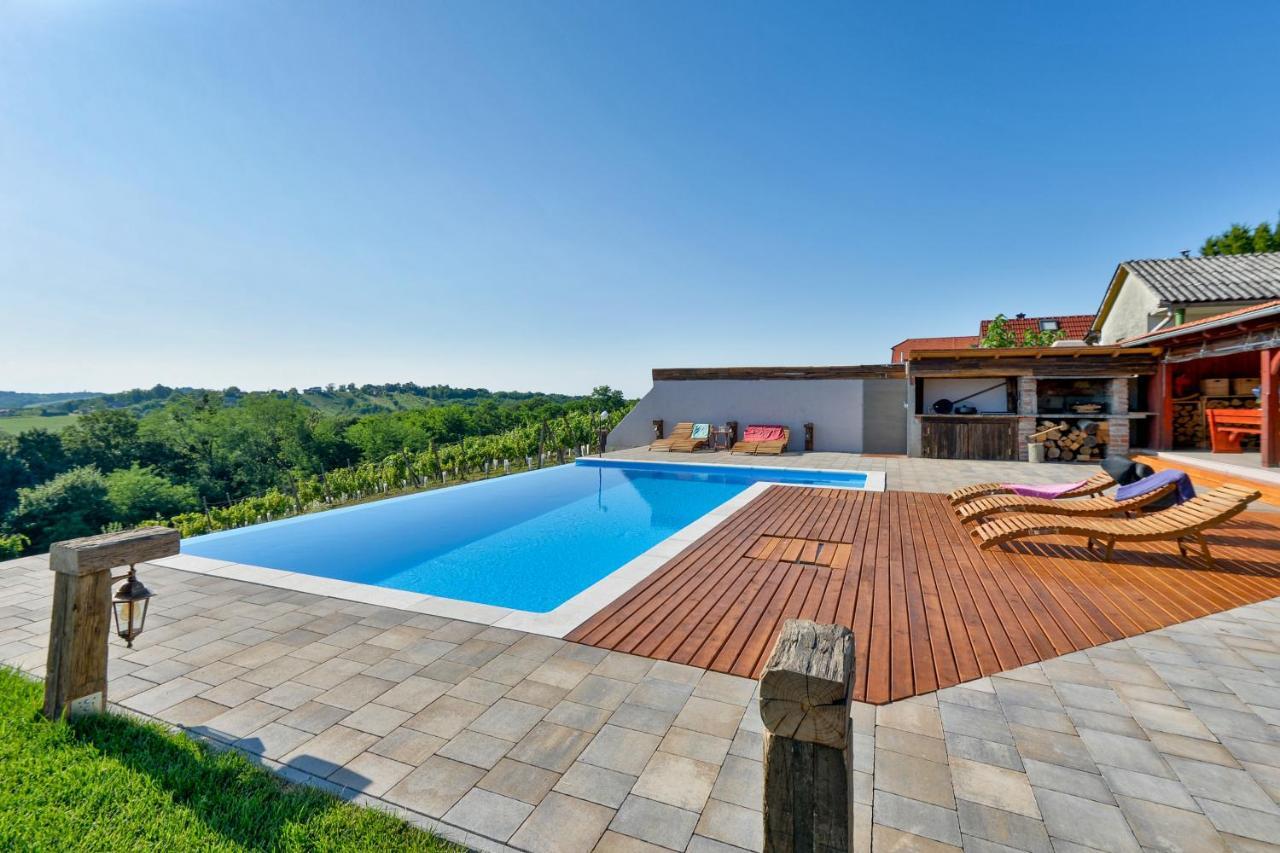 Holiday Home Dika سفيتي مارتن نا موري المظهر الخارجي الصورة