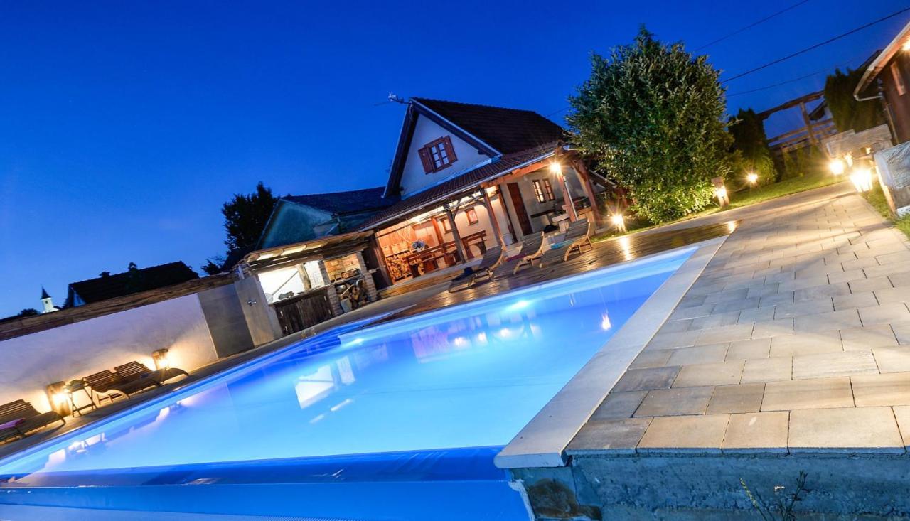 Holiday Home Dika سفيتي مارتن نا موري المظهر الخارجي الصورة
