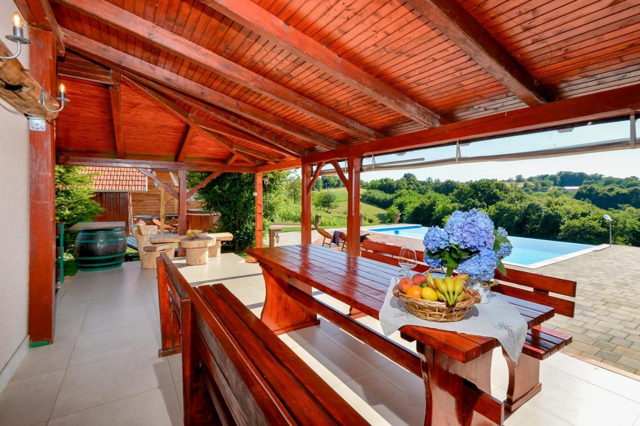 Holiday Home Dika سفيتي مارتن نا موري المظهر الخارجي الصورة