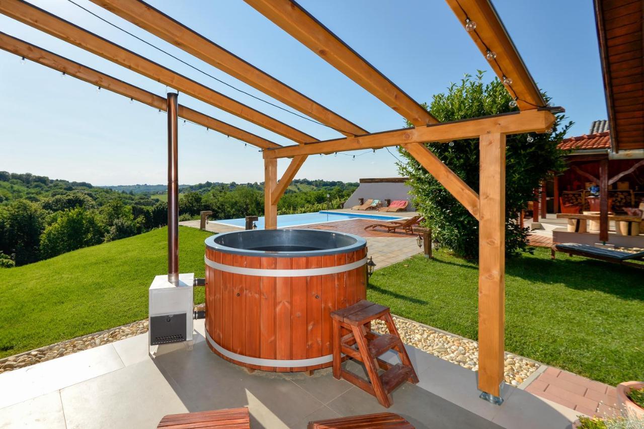 Holiday Home Dika سفيتي مارتن نا موري المظهر الخارجي الصورة